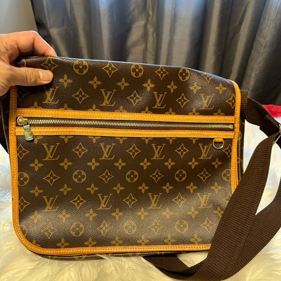 Louis Vuitton Bosphore Messenger bag - Picture 6 of 11